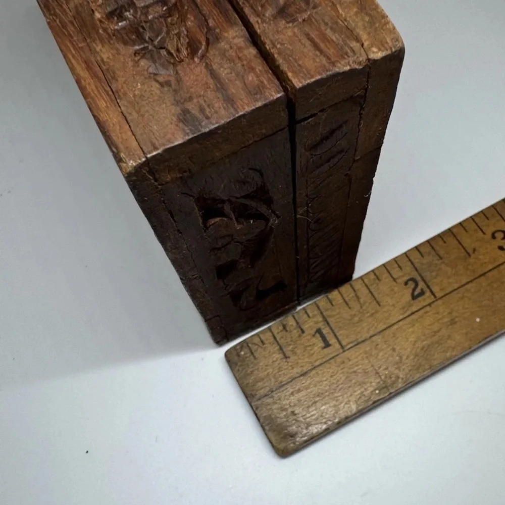 Vintage Carved Floral Folk Artist Wood Jewelry Trinket Box Stone Inlays 6x3x1.5
